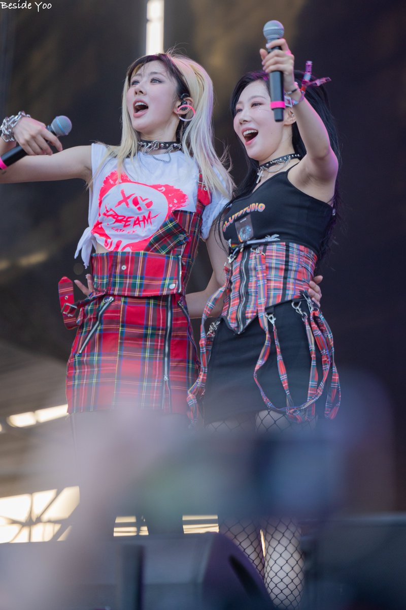 BesideYoo0107's tweet photo. 220604 Primavera Sound HQ

#유현 #Yoohyeon 
#한동 #Handong #韩东
#드림캐쳐 #Dreamcatcher
#PrimaveraSound #PrimaveraSound2022 #DreamcatcherAtPrimavera #DREAMCATCHERInSpain https://t.co/dHlwGnbxgl