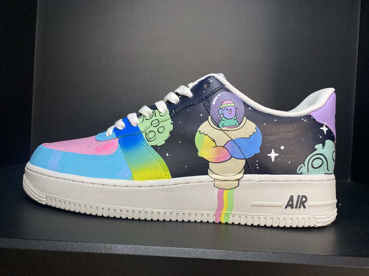 Sonz1_'s tweet photo. @Cherryd_1 & I had fun creating these @doodles shoes for @tinooo27 .
#Doodles #Wearetgedoodles #spacedoodles #Sonz1 -#cherryd https://t.co/awPmZdXGpR
