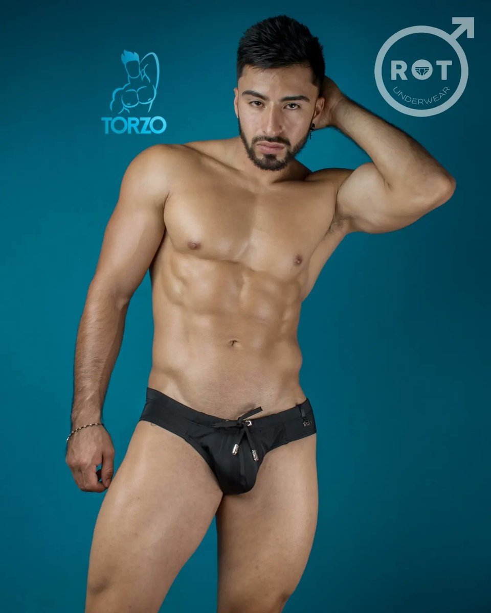 Rotpuebla's tweet photo. Bañador corte bikini Negro marca Torzo
Disponible en talla CH y M
$450 https://t.co/fQSt5YUHGk