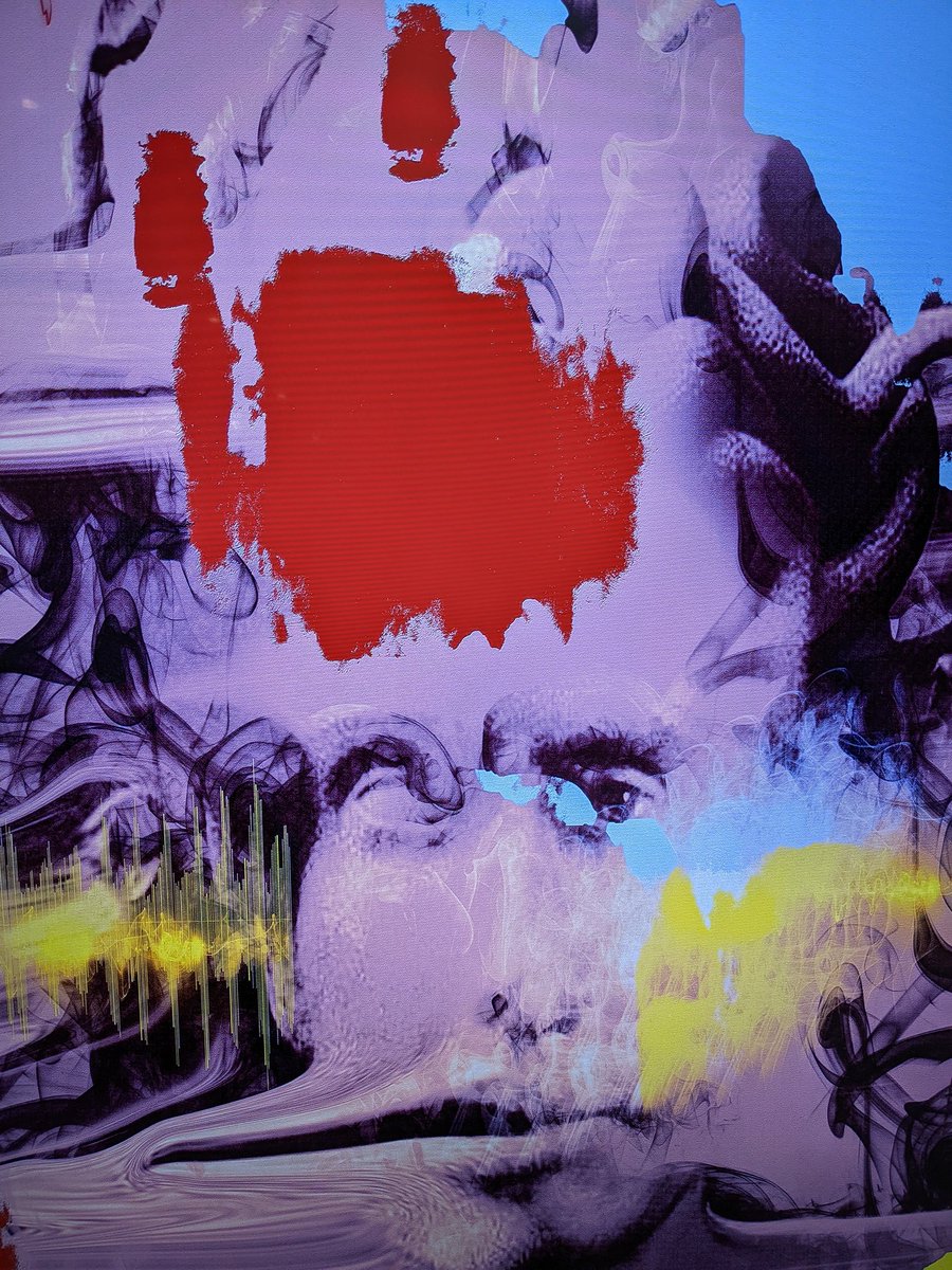 minacryptocom's tweet photo. Grazie to  artist Joaquin Morodo for the invitation, very cool  #nft's #milanodesignweek2022 #humanoexperience excited to see what  @MinaProtocol
can do with #nfts 👍👍 https://t.co/WJeVnANW5d