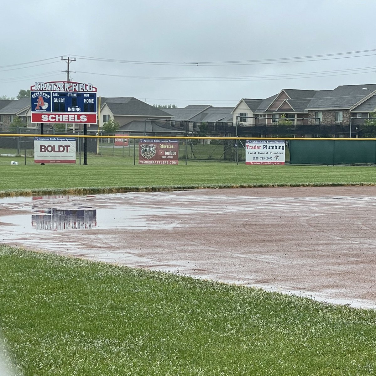 AppletonLL's tweet photo. The amount of rain yesterday and today has made conditions at all fields unplayable today. Unfortunately, games for tonight (Monday, June 6, 2022) have been cancelled. If the games are rescheduled, those dates and times will be communicated by team managers. https://t.co/8DgbNIuHeu
