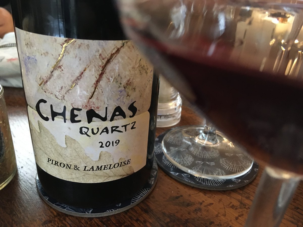 Jeremyonwine's tweet photo. Joyful #Beaujolais #Chenas #DominiquePiron #Gamay #wine #vin https://t.co/cXPs6HXodm