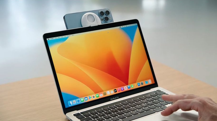 PopCrave's tweet photo. Apple announces that users will be able to use their iPhone rear-camera as their Mac’s webcam. https://t.co/CMQW28HXcm