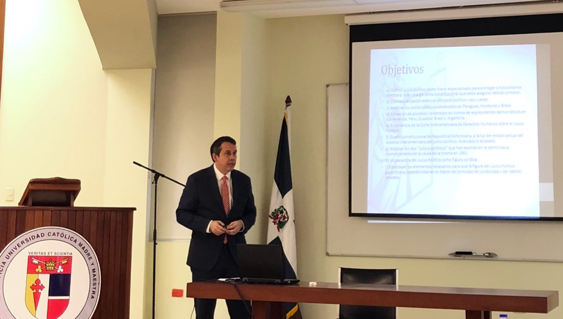 PUCMMDerechoCSD's tweet image. Consternados ante la tragedia, la @PUCMMDerechoCSD se une a la profunda tristeza por el fallecimiento del egresado, doctorando y docente de Propiedad Intelectual, Introducción al Derecho y Derecho Mediático, Orlando Jorge Mera. ¡Paz a su alma! 🙏🏼🕊