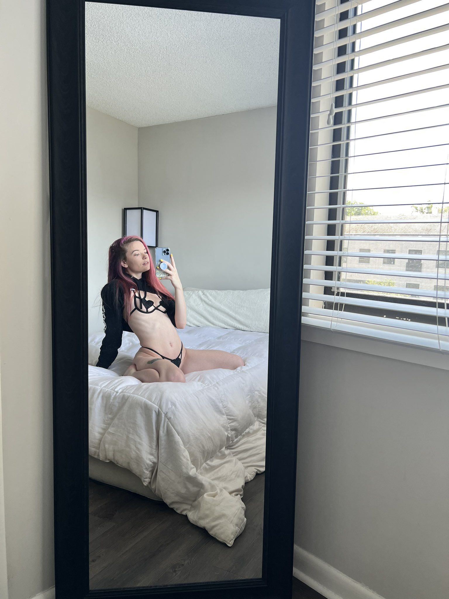 Why Shouldn T You Sleep With A Mirror In Your Bedroom