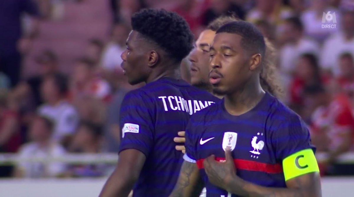 psgcommunity_'s tweet photo. CAPITAINE PRESKO ©️🇫🇷 QUELLE FIERTÉ ! #CROFRA https://t.co/n0WljpPWAy