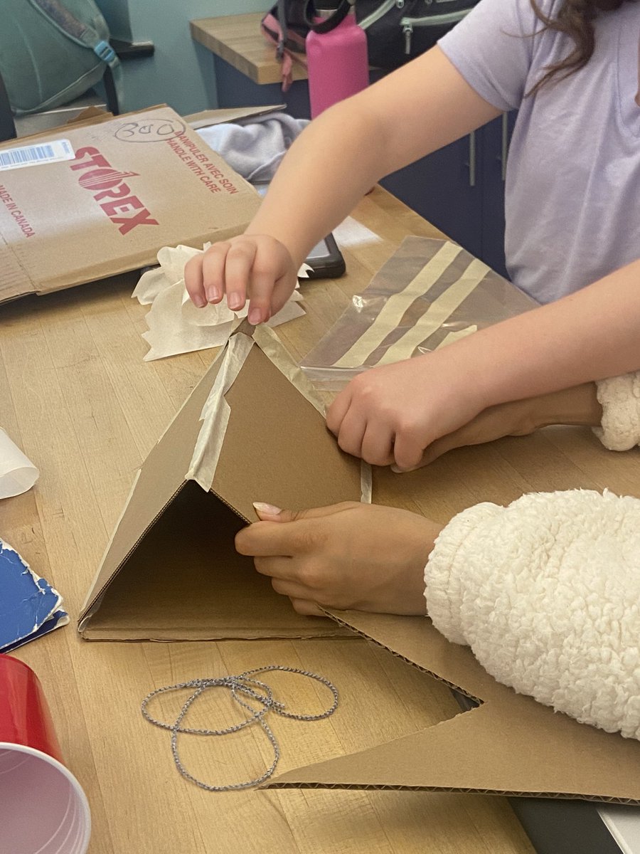STEAMwithSasso's tweet photo. Loved spending the last few days w/ Mrs. Keenan’s classes going through the #DesignProcess. Ss were tasked to create an attachment for the @SpheroEdu to collect different objects off the floor. #DesignThinking #STEam #MiniEngineers #WeAreChappaqua @JennyGieras @Esmoskowitz @mrs https://t.co/aQQ99Bn0a8