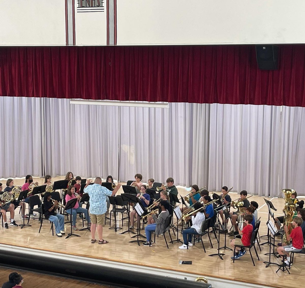 Congrats and great job to everyone who participated in the MNPS Summer Band Clinic last week! There were over 40 Litton Band students signed up - you all really represented our school!
Thank you <a href="/MMUNashville/">Music Makes Us</a> for providing the Clinic for free and on our side of town this year! 🤩