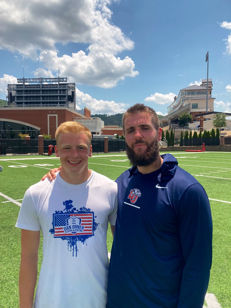 TylerBlack_19's tweet photo. I had a great day at Liberty today! Made it to the final rounds in field goal competition and won the kickoff competition! Thank you @CoachTBurns @ericponio and @CoachHughFreeze for giving me the chance to compete. https://t.co/qKgP9wOghF