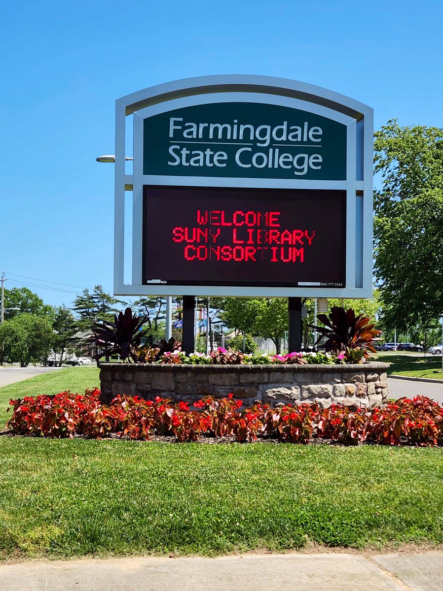 GreenleyLibrary's tweet image. Welcome to @FarmingdaleSC SLC! We are excited to have you all here ☺️ and we can’t wait for everyone else to get here later in the week for @sunyla #SUNYLA2022