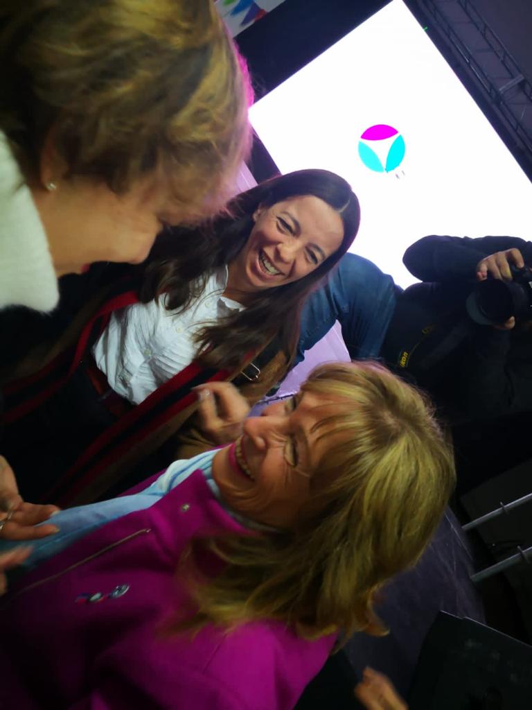 danigdruetta's tweet photo. Cierre de campaña del @Interclaustro 🙌🙌🙌

Junto a @EstherUNCUYO y @gabrielfidel en la #UNCuyo vamos a #ConstruirLoQueSoñamos

#Esther2022
#Interclaustro https://t.co/19uUZEfViU