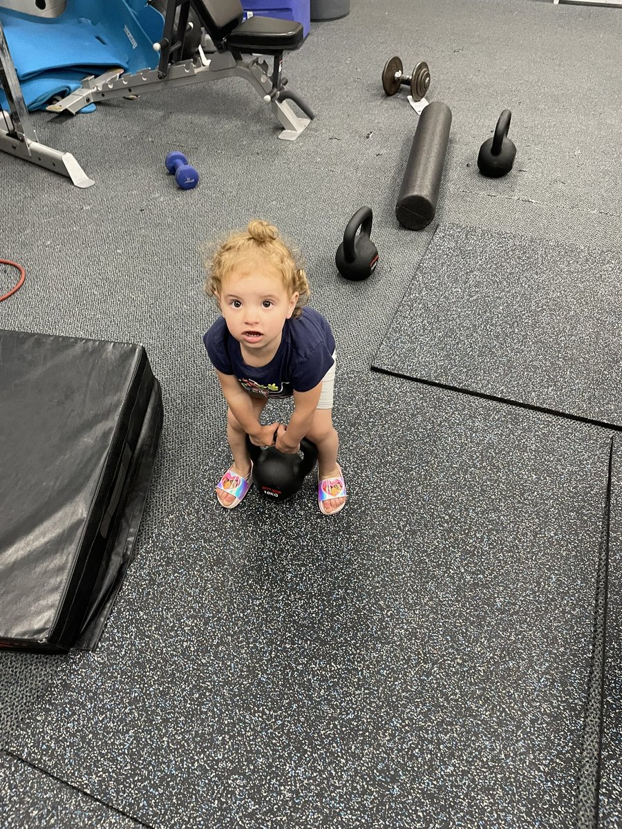 Coach_Azulay's tweet image. Hannah Jaye wanted to help @CoachTeixeira run the night session. Nothing like taking movement prep cues from a 2 year old. 😂 #hhnq #littlewarrior