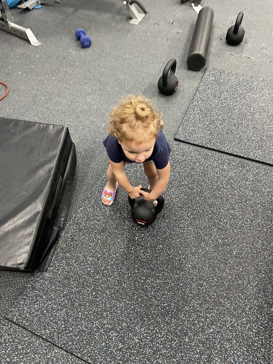Coach_Azulay's tweet image. Hannah Jaye wanted to help @CoachTeixeira run the night session. Nothing like taking movement prep cues from a 2 year old. 😂 #hhnq #littlewarrior