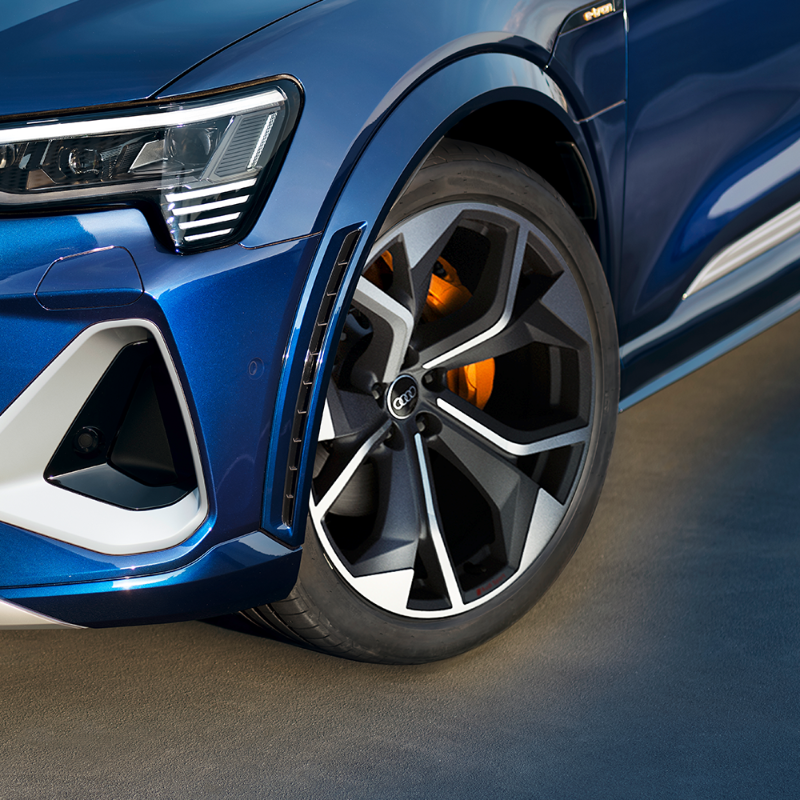AudideMexico's tweet photo. Descubre el desempeño 100% eléctrico del nuevo Audi e-tron S Sportback. #FutureIsAnAttitude #Audi25AñosEnMéxico