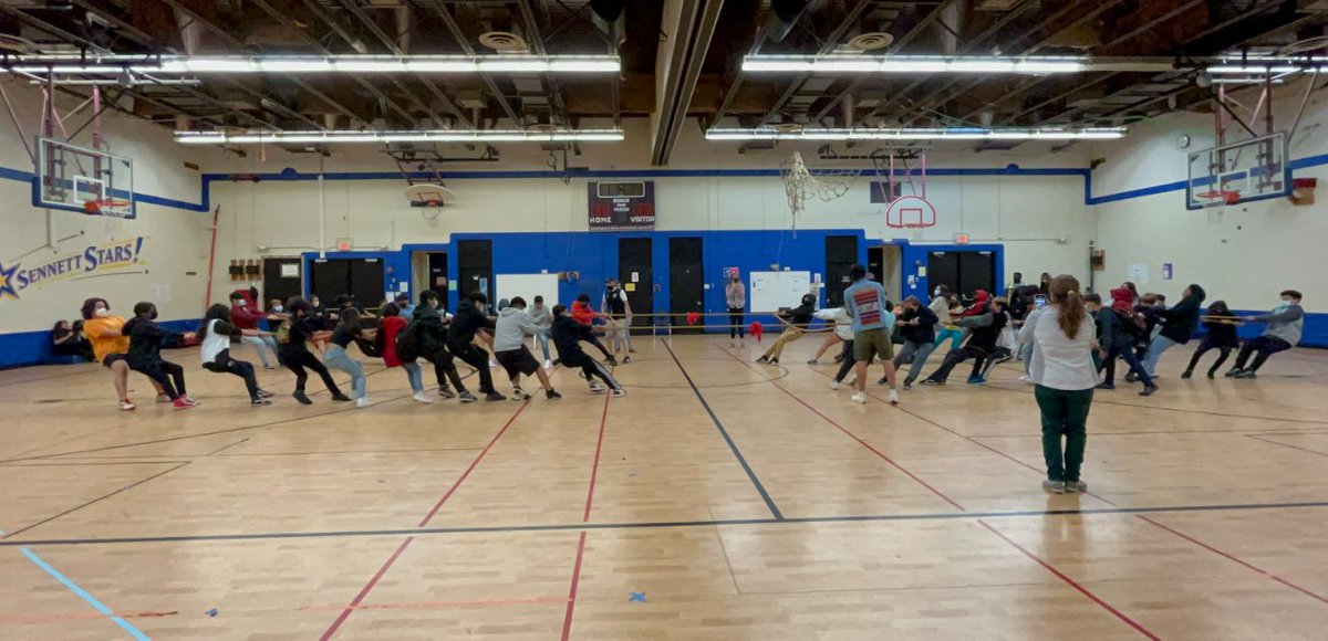 Sennett Middle tweet media