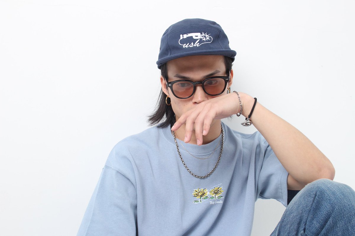 PUSH__START742's tweet photo. BIG SILHOUETTE FOR BIG SMILE T

『大きな笑顔』がテーマのデザインです。  たくさ��の人が笑顔いっぱいで溢れますようにと願いを込めて作りました。

・着用モデル　男性　175cm　Mサイズ着用  ・着用モデル　女性　165cm　Mサイズ着用  ・着用モデル　女性　169cm　Mサイズ着用 https://t.co/wpfO5IC65h