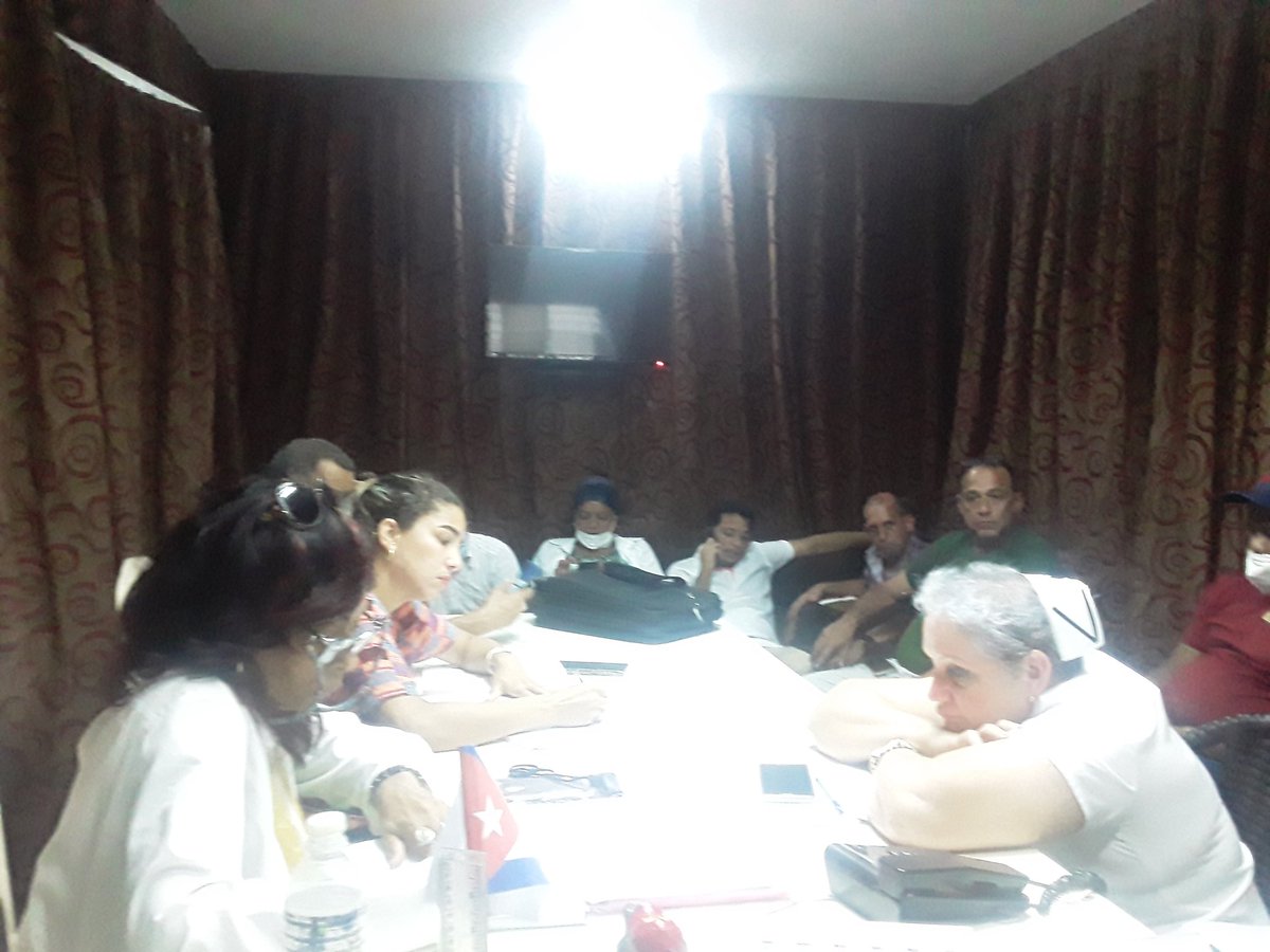 DMSaludMatanzas's tweet photo. Reunión de Puntualización de la #DMSMatanzas, momento importante donde la toma de decisiones se convierte en la base de nuestro trabajo. Espacio fructífero que define las acciones a realizar para elevar la calidad de los servicios que se brinda a nuestro pueblo.
@WongCorrales https://t.co/ES3Y0Nc8dX
