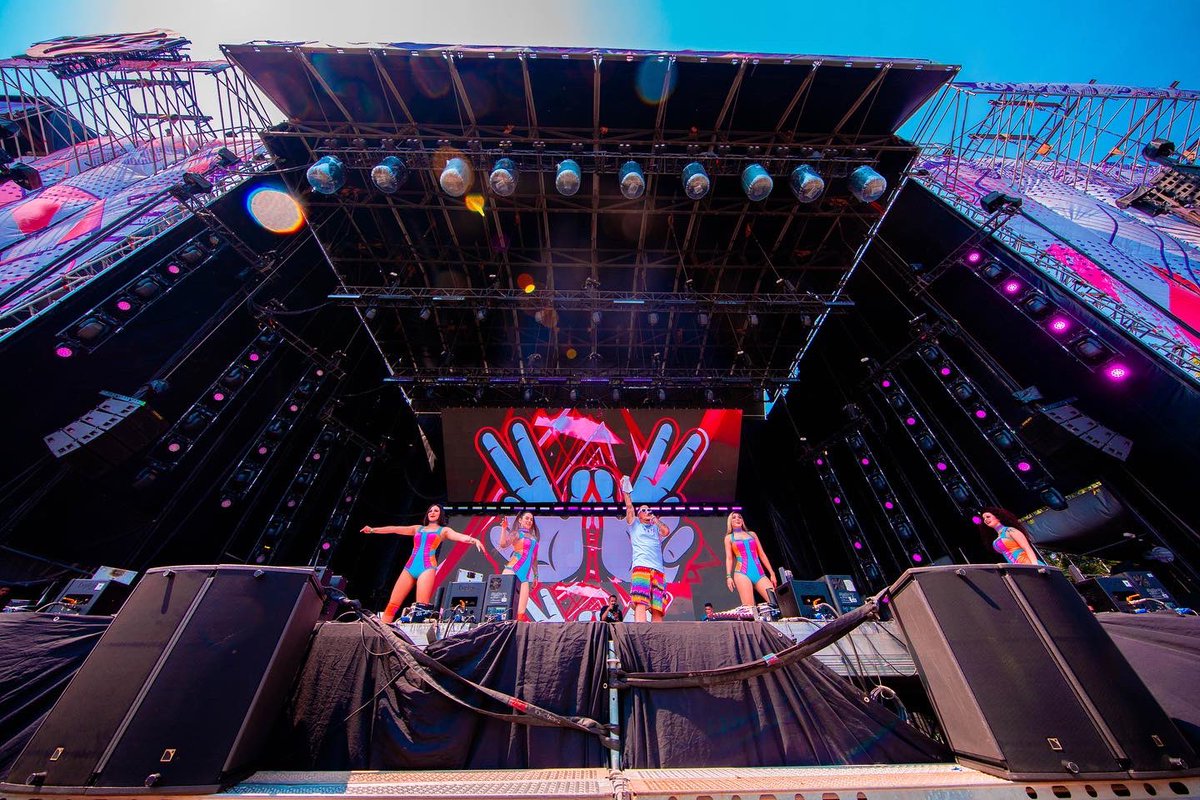 🔥The house full of DJ’S 🔥 #Cornetto, <a href="/AGUDELO888/">AGUDELO888</a>, <a href="/DJLUIAN/">HEAR THIS MUSIC</a> y <a href="/iamchino__/">IAMCHINO</a> encendieron la tornamesa con sus increíbles mezclas 💥😎

#PowerFest2022 #FeelThePower