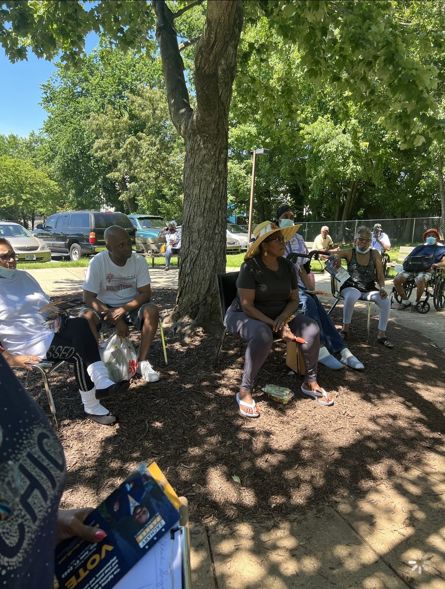 ZacharyforWard5's tweet photo. The stakes in this race are too high to simply vote for a familiar name or someone just now coming around. We must vote for someone who can win and lead us boldly and ethically. Glad to have so many seniors joining me in moving our community forward. #BuildAHealthy5 https://t.co/6wFDAaz7Bd