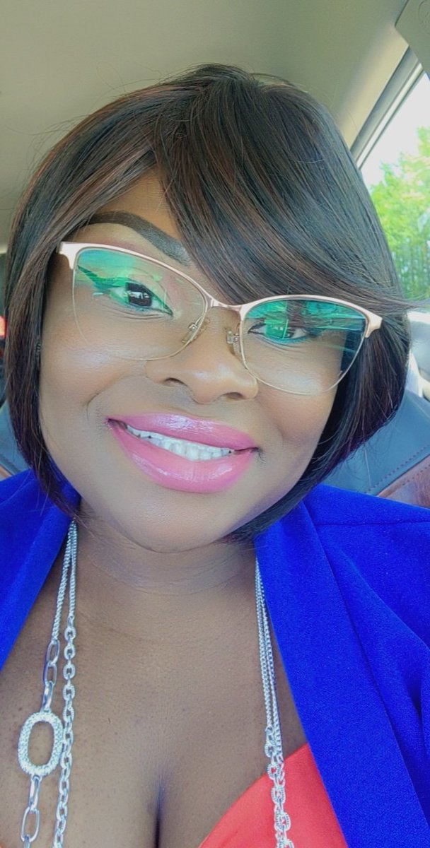 beautydaniellej's tweet image. 👄Do you need tips for skincare, makeup, or how to become an Avon Representative? #homebusiness #fulltimeincome #AvonRep #organization #tinyhome #travel 

❣️Check out my Avon blog. beautyproducts4women.com