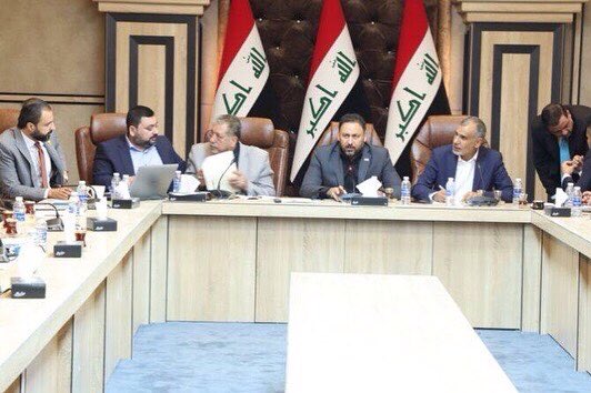 Parliament_iq's tweet photo. اللجنة المالية تصوت بالمجمل على مقترح قانون الدعم الطارئ للامن الغذائي والتنمية، وتحيله الى رئاسة المجلس لادراجه للتصويت عليه خلال الفصل التشريعي الحالي.

التفاصيل ..
https://t.co/ZZBMgmms9O https://t.co/dUNHYPvNso