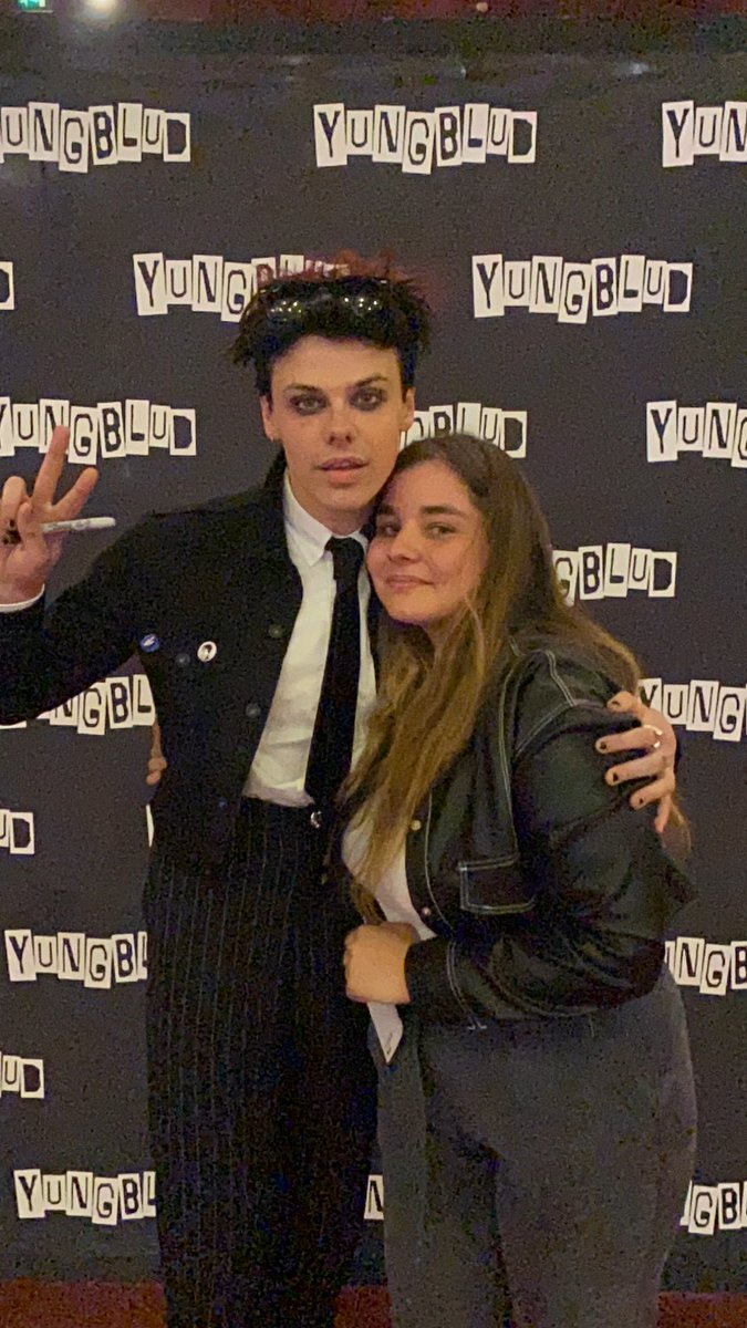 bizzlesring's tweet image. miss him &amp;lt;/3