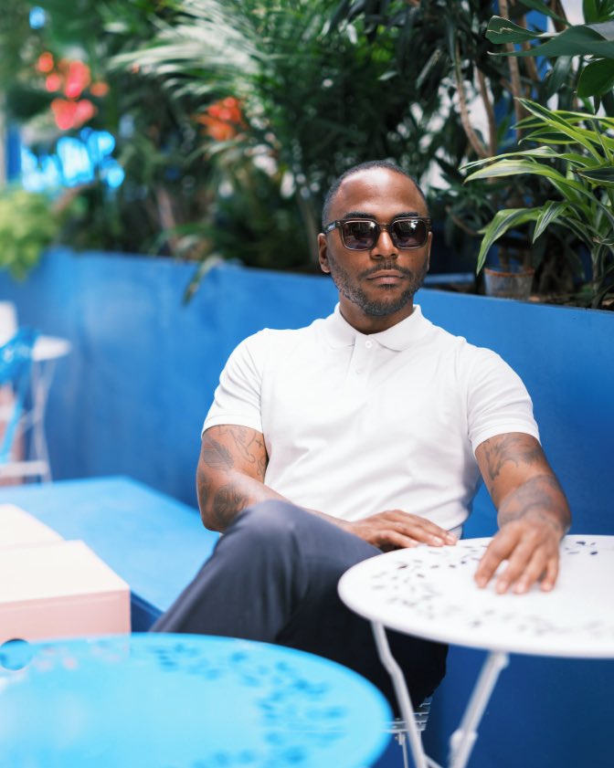 If your dad is not so tall (5’8″ or below), he will love a new outfit from Peter Manning NYC. They have a wide selection of polos, t-shirts, dress shirts, jeans, pants, shorts, jackets, and suits (various prices at <a href="/petermanning/">Peter Manning NYC</a> #FathersDay mochamanstyle.com/2021/06/best-f…