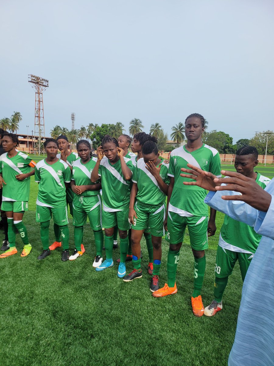 Une belle rencontre de football ⚽️ féminin cet après-midi au Stade du 38 septembre  entre le Horöya AC et le Hafia FC.  Rencontre qui s'est soldée par la victoire ✌ du Horöya  par l'épreuve fatidique des tirs aux buts.