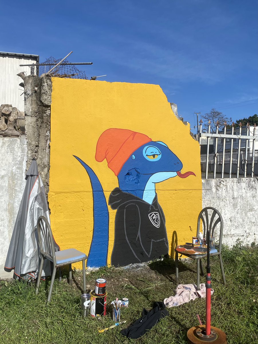 CarolaCesani's tweet photo. Mi primer mural para mi colecciรณn de NFTโs. Super pumped!
Go and support your local artist!
@LarrytheLizard_
#larrythelizard #NFTs https://t.co/kQijCucxii