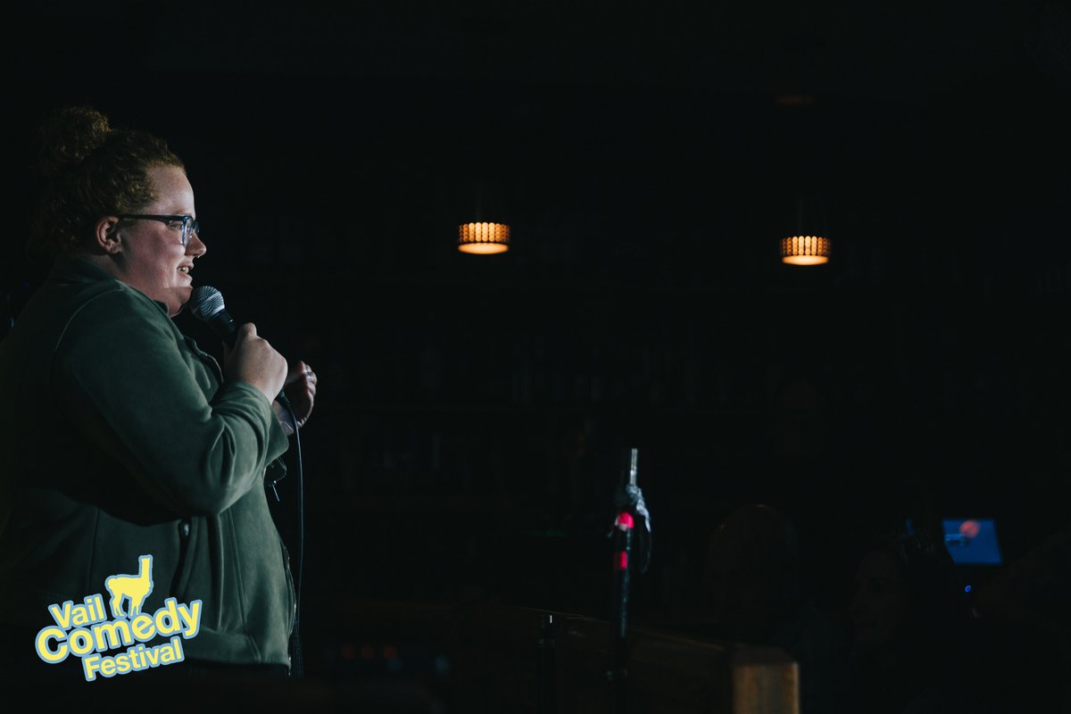 vailcomedyfest's tweet photo. Flashback to Kelsey Rosen @kelsr Performing at Vail Comedy Festival 2022 Venue, Bridge Street Bar. #comedyfest #comedyfestivals #comedyfestival #vailcomedyfestival #vailcomedy #memorialday2022 #comediansincolorado https://t.co/xrot2gLht7