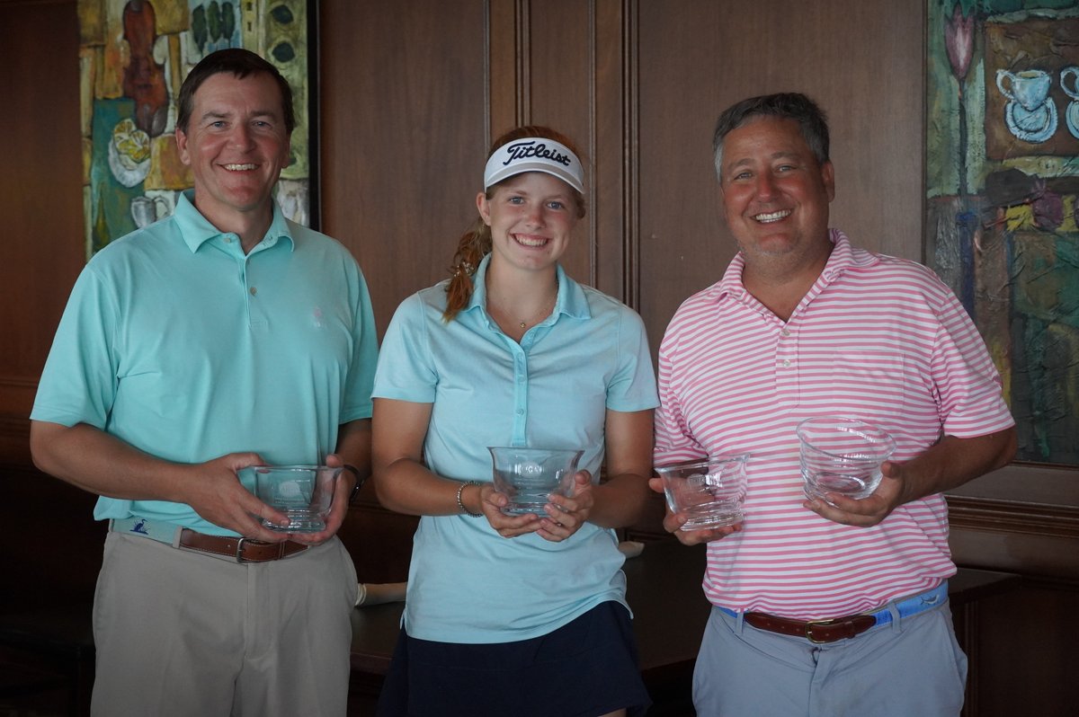AJGAGolf's tweet photo. #StewartCinkChamp Junior-Am has its winners!

Chris Kramer, Elizabeth Rudisell, Patrick Long and Brian Pitts (-19) take home the trophy in Birmingham!🏆 https://t.co/LaLTHXdpem