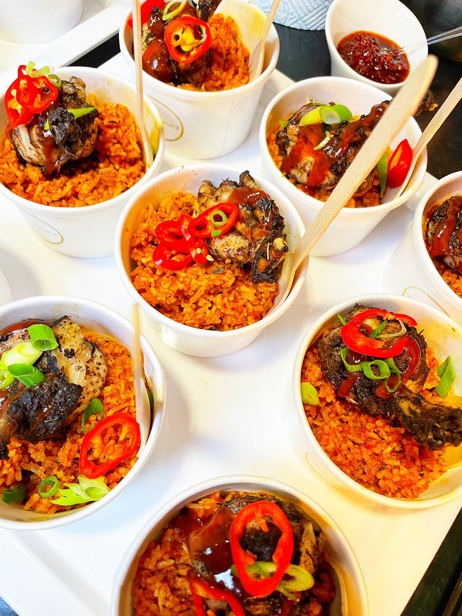 Let the #LoveIsland Watch Party commence 😋🎉