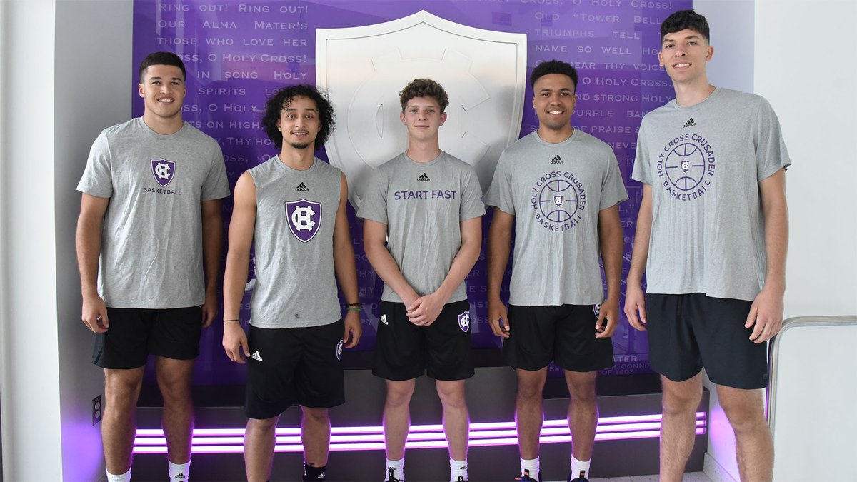 Excited to have these five new members of our program on campus! ✝️🏀

<a href="/jadenkirkwood_/">Jaden Kirkwood</a> | <a href="/c4three/">Jade Tse 🐉</a> | <a href="/will_batch_11/">Will Batchelder</a> | <a href="/josephoctave/">Joe Octave</a> | <a href="/simon_wilbar/">Simon Wilbar</a>

#GoCrossGo