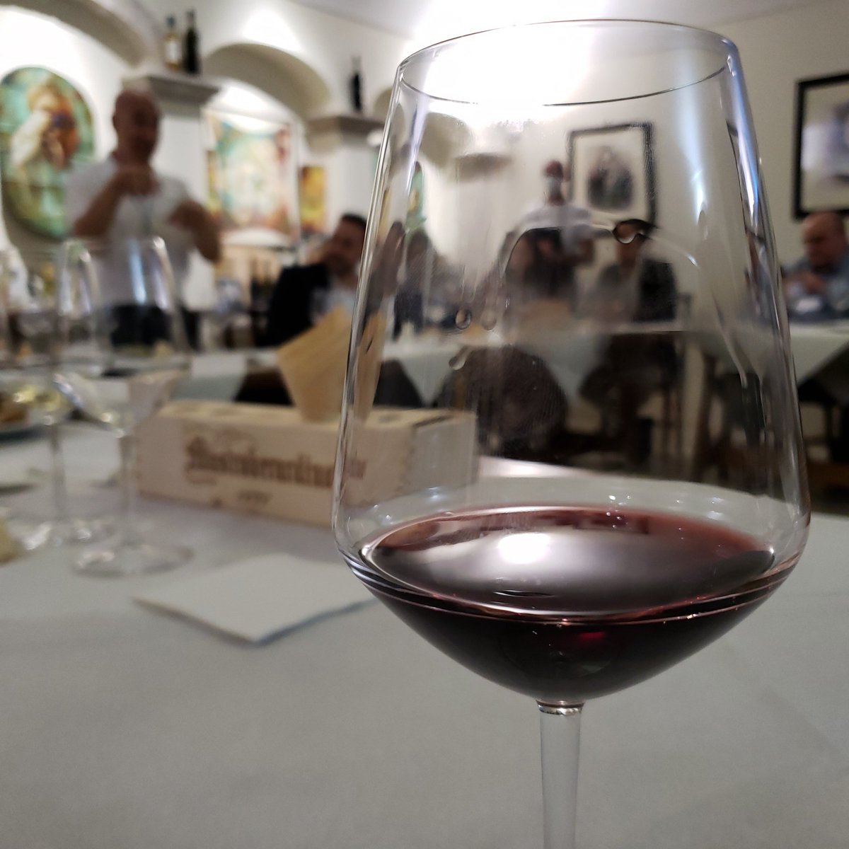 CogSima's tweet photo. #Cheers to an excellent first day full of discussion and insight at #CogSIMA 2022. Here's to many more days, and years, of ideation at the cutting edge of #cognitive #situation #management https://t.co/opEBmQUCY3