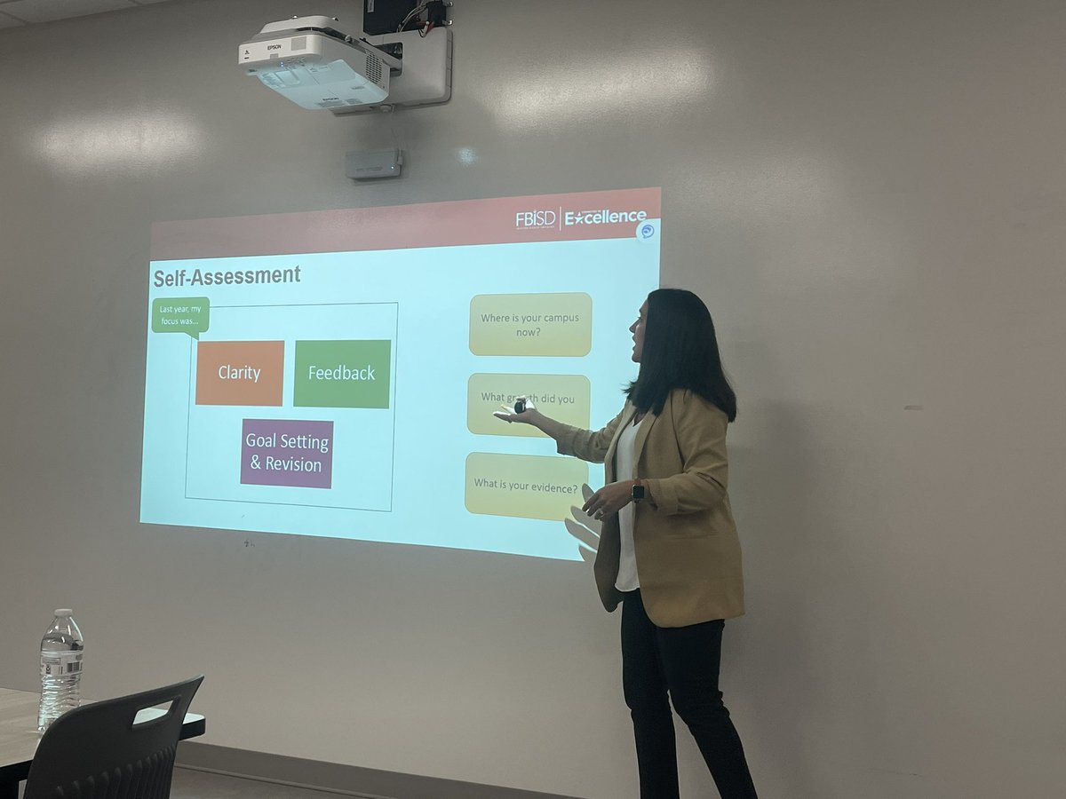KimLawson21's tweet photo. Student Ownership of a Learning - it’s all about clarity, feedback and goal setting! #fbisdlearns @JasminRussell_5 https://t.co/TF7UPsbYYI