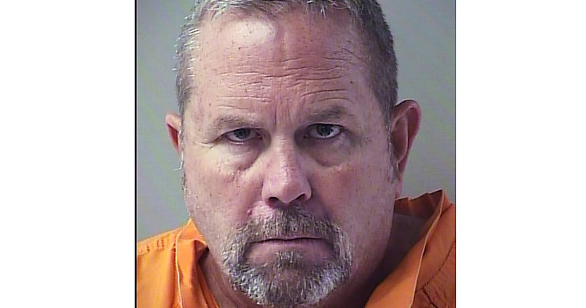 Florida fire chief arrested on murder charge trib.al/BSroR8U