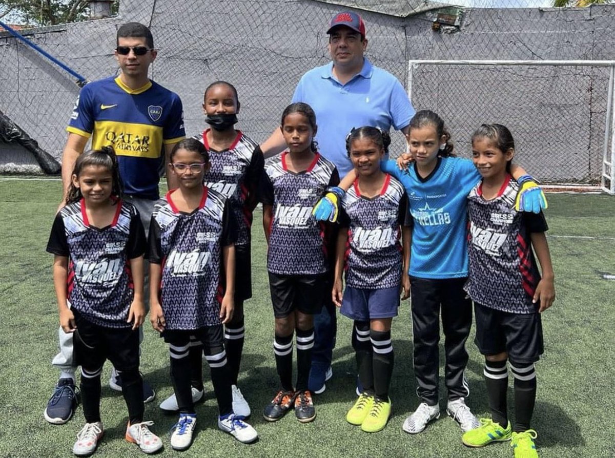 #Report de #girlschampionsleague_ 

Ha iniciado la 2da versión de la #GirlsChampionsLeague… la Champions de las Niñas🌸

Categorías: U10 y U14

#girlschampions #lasniñastambienjueganfutbol #soccergirl #futbolniñas