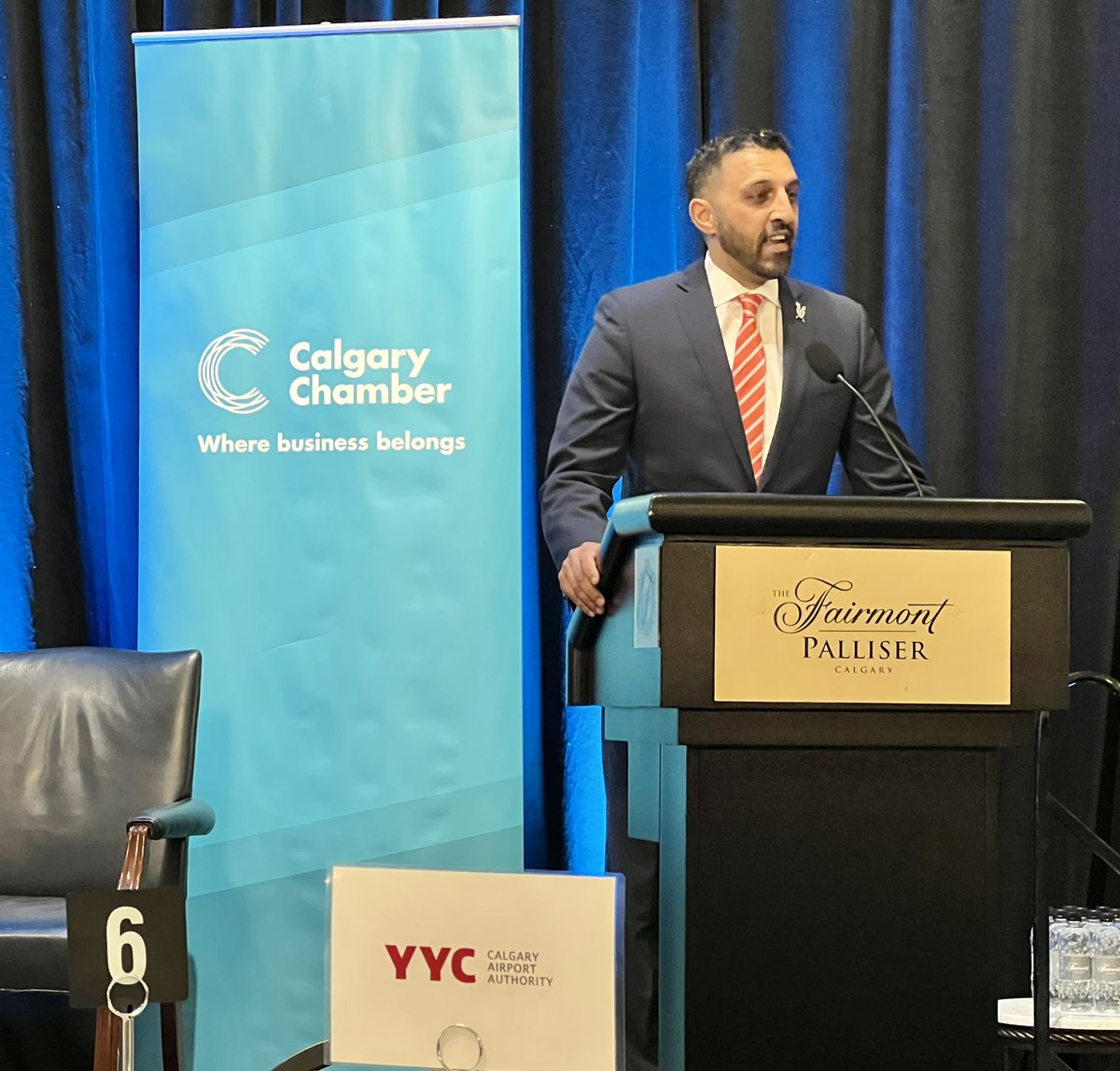RichardGotfried's tweet photo. MP @ChahalGeorge bringing greetings from 🇨🇦Minister of Transportation @OmarAlghabra to @CalgaryChamber #ConnectSummit. Minister, we need more than greetings, we need “normalization” of air travel/global leadership on post-pandemic measures to avoid another lost summer! https://t.co/zCDaNUjAOT