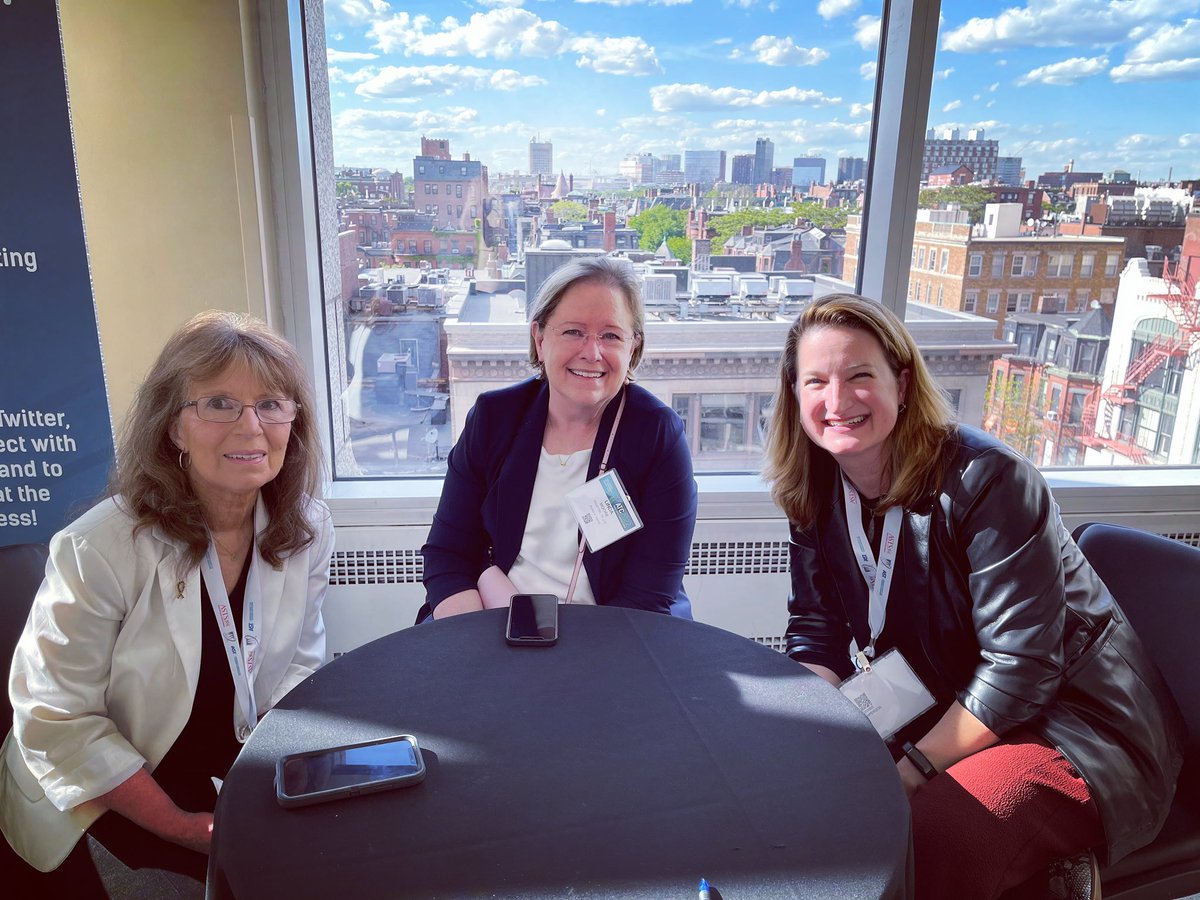 Explore Transplant (@exploretxplant) on Twitter photo Proud to be sitting by Two Editors in Chief of our Kidney and Transplant Journals, Drs Linda Ohler and Linda Moore. <a href="/ATCMeeting/">AmericanTransplantCongress</a> #ATCBoston2022 Proud to be sitting by Two Editors in Chief of our Kidney and Transplant Journals, Drs Linda Ohler and Linda Moore. <a href="/ATCMeeting/">AmericanTransplantCongress</a> #ATCBoston2022