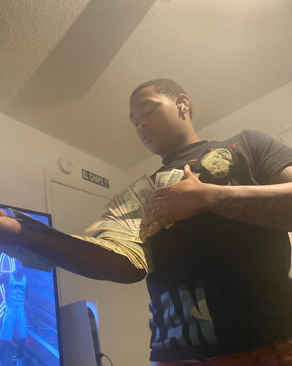 Emanuel23Pagan's tweet image. Y’all please pray for me &amp;amp; my brothers 💔😞 I love you daidai!! Come back Gang! 😢😢