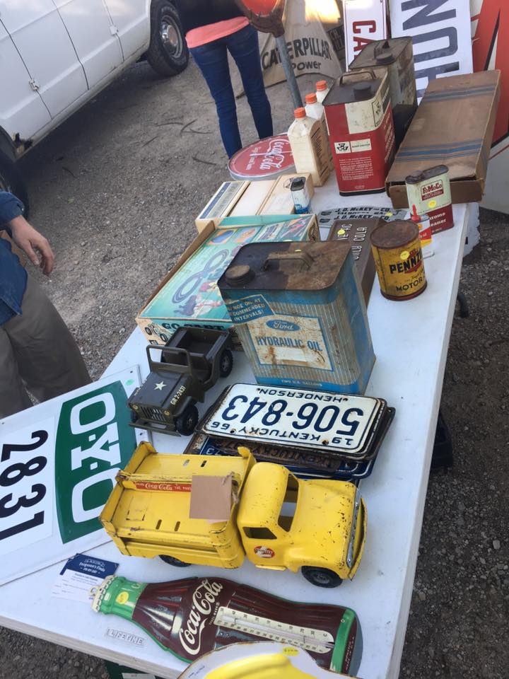HCTourism's tweet photo. The @highway41yardsale is just around the corner!
What are some items that you are always on the hunt for?
#yardsale #thingstodo #westernky #readyaimfun #madisonvilleky #hopkinscounty #shop #food #hwy41 https://t.co/AvZ6WOVtMO