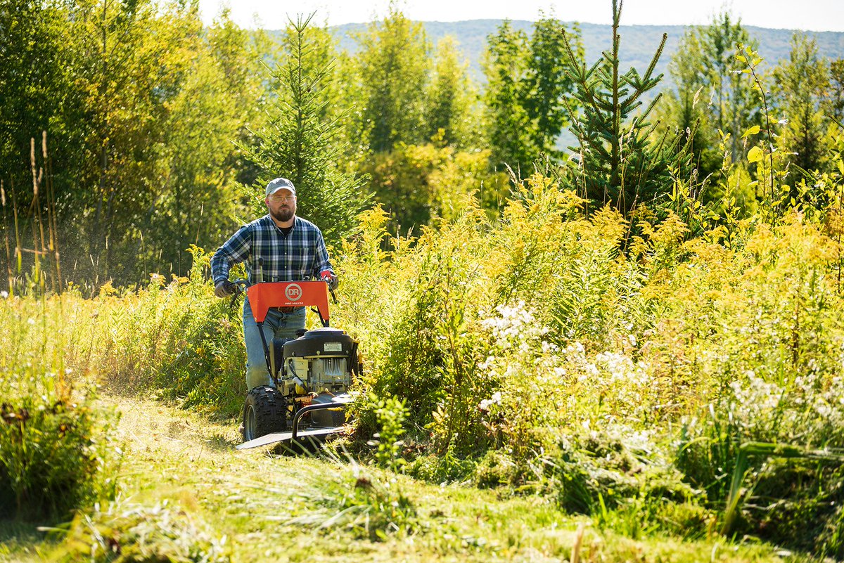 SPORTSMANchnl's tweet photo. Getting your yard (big or small) in shape, requires the right equipment. Get #BackyardReady for summer fun with #DRPowerEquipment. See the latest options at https://t.co/N9DQpVXUab and show us your current project.
#Lawnmower #PowerTrimmer #Yardwork #DRPower https://t.co/6o3ecHECjZ