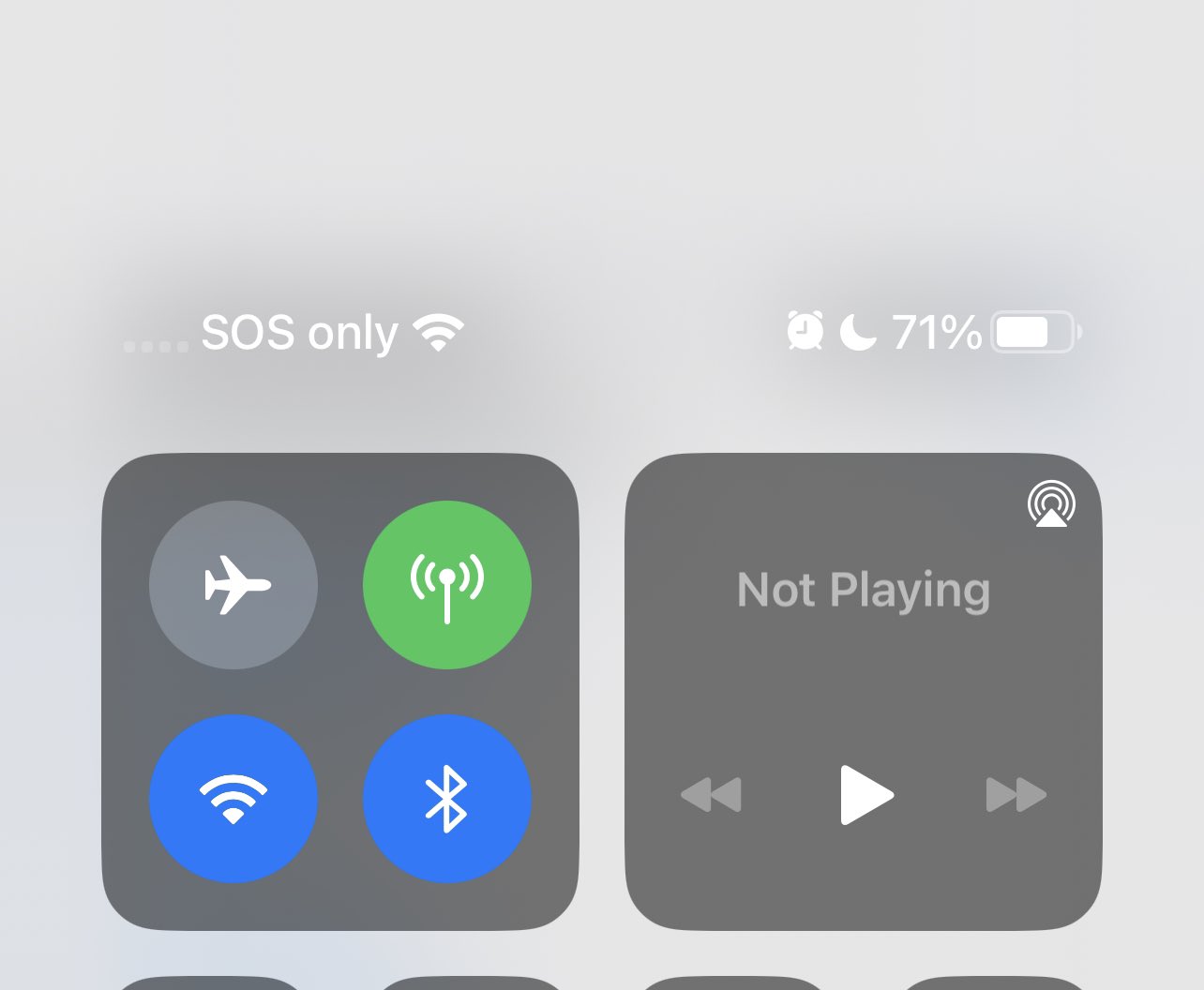 Frank Mcshan Iphones Without An Active Sim Now Display Sos Only Text In Place Of No Service In Ios 16 An Sos Indicator Now Appears On The Home Screen As