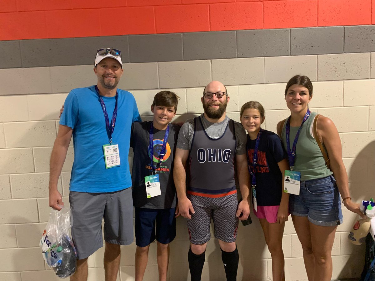 JBockmuller's tweet photo. I rarely post but I am truly blessed to be in Orlando watching my cousin live his dream of competing in the Special Olympic National games in powerlifting. #teamohio #SpecialOlympics2022 https://t.co/sJE4hnOr2s