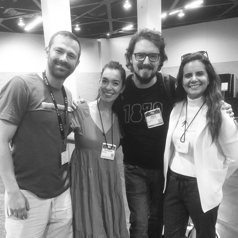 UkuleleKidsClub's tweet photo. Loved spending time with @dearplazi @jameshillmusiq and Boris Mogilevski at this year’s @NAMMShow All United by the #ukulele and it’s ability to bring folks together #NAMM2022 https://t.co/J7pyN6VLzb