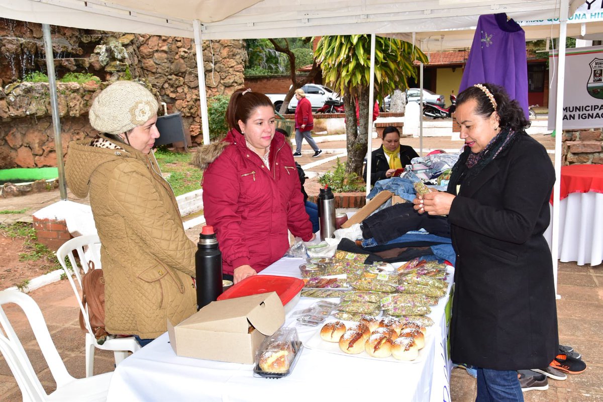 ebypy's tweet photo. Un total de 25 toldos para la organización de expoferia fue otorgada por el Gobierno Nacional, a través de la Entidad Binacional Yacyretá (EBY), a los emprendedores del distrito de San Ignacio, departamento de Misiones.
https://t.co/NGTVsFxZuA https://t.co/SomxIDXzkD