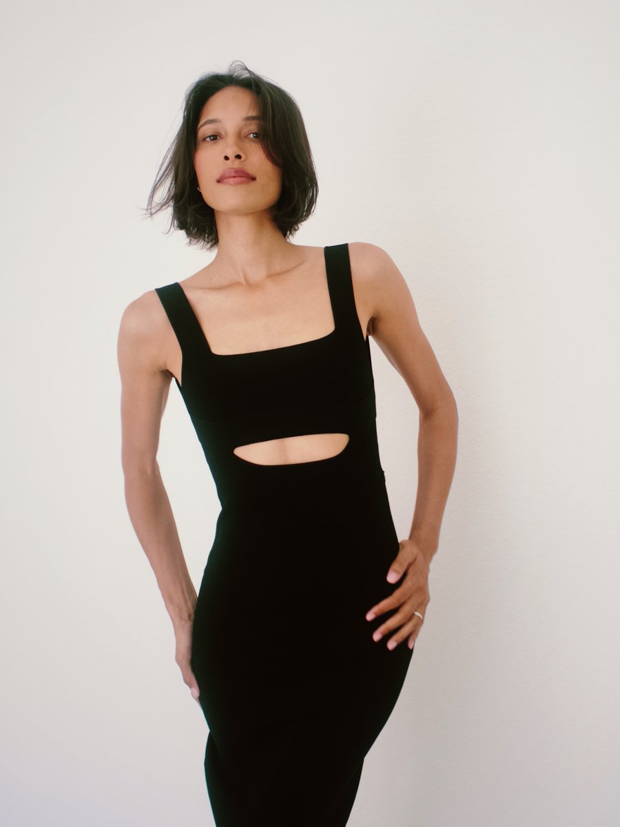 victoriabeckham's tweet photo. #VBBody worn by you ❤️ 

Discover the collection: https://t.co/6WAfquY5dK https://t.co/7HvwmECr7t