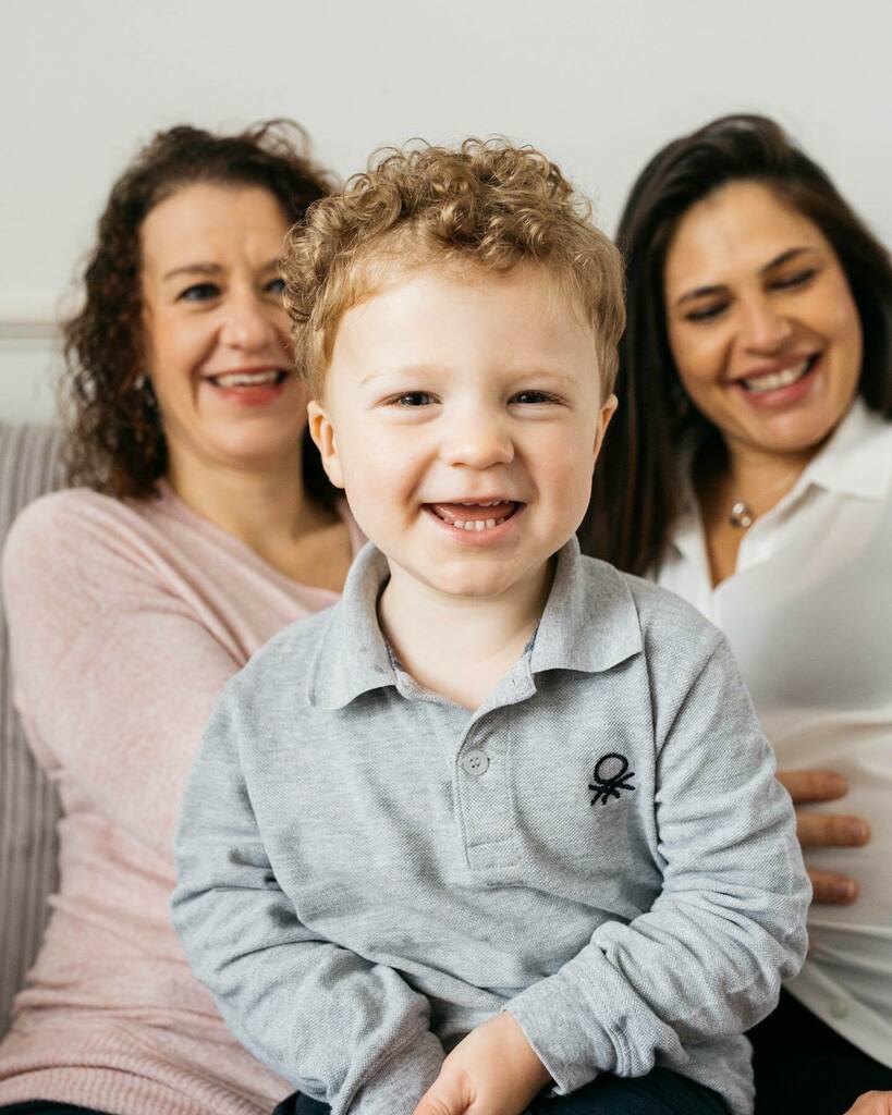 AlinaKaras's tweet photo. We were all smiles after having a lovely and activity-packed Bank Holiday weekend… and I was especially happy when I dropped my kids off at school and preschool this morning! 😜

Hope you also had a good Platinum Jubilee weekend, whether you were cele… https://t.co/UGhnUYO7O3 https://t.co/BEbzwqUXJ5