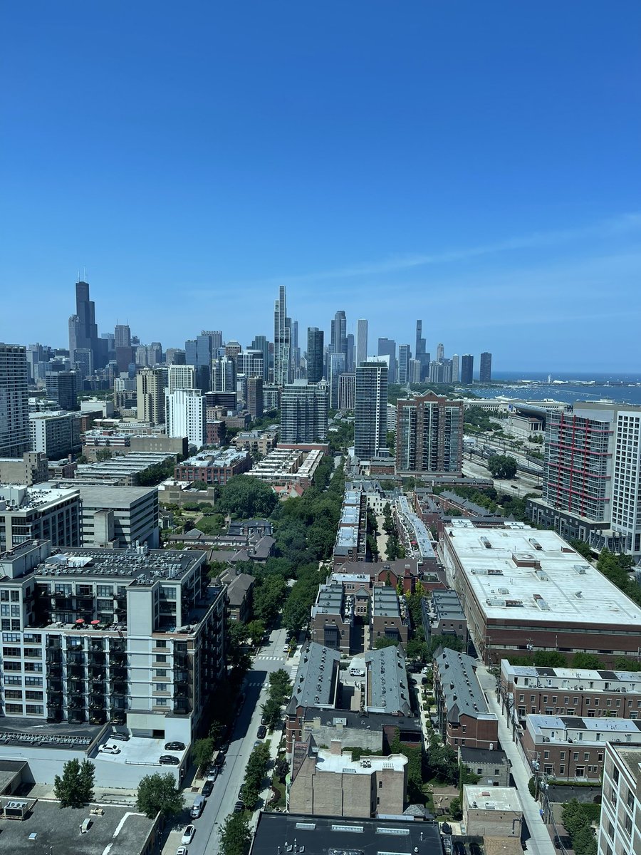 GlopesMd's tweet photo. Practice changing is often thrown around nonchalantly. Not here. #DB04 is #paradigmshifting congrats to investigators and my friend @cancermd @asco #asco22 https://t.co/yAJ4mlk6XD