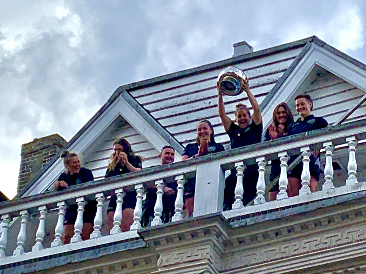 Wonderful celebrations for <a href="/exechiefswomen/">Exeter Chiefs Women</a> this evening